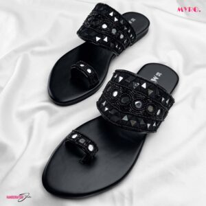 Anzara Zardosi Chappal